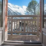 Aiguille Verte & Hotel